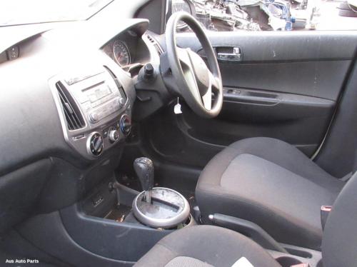 This is Actual photo of  fits 2010~ 2015 Hyundai i20