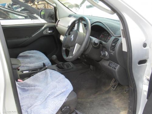 This is Actual photo of  fits 2005~ 2015 Nissan navara