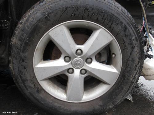 This is Actual photo of  fits 2000~ 2005 Toyota rav4
