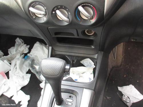 This is Actual photo of  fits 2000~ 2005 Toyota rav4