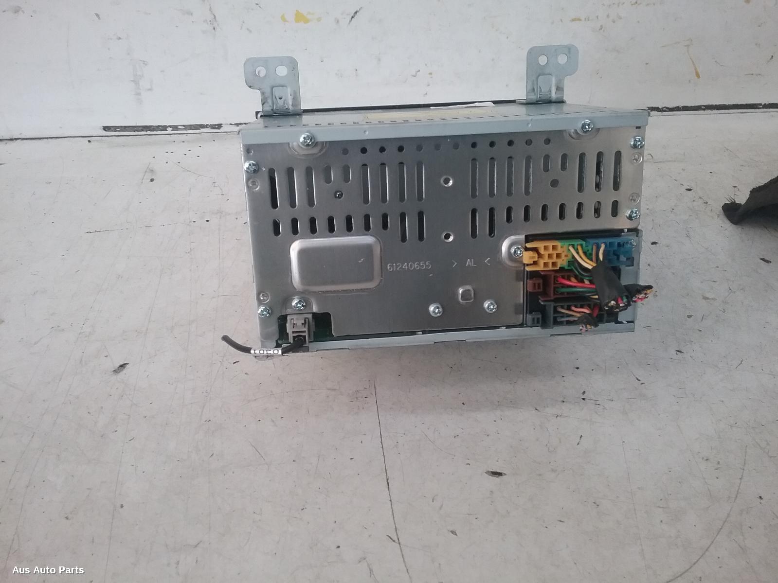 I30 Stereo/head Unit 2007-2012 mp3/wma/aux/cd player,non bluetooth type,single disc player,fd,09/07-04/12 00003507 #81281