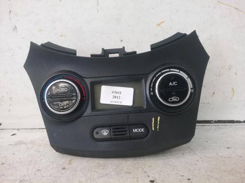 heater/aircon controls