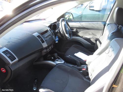 This is Actual photo of  fits 2009~ 2012 Mitsubishi outlander