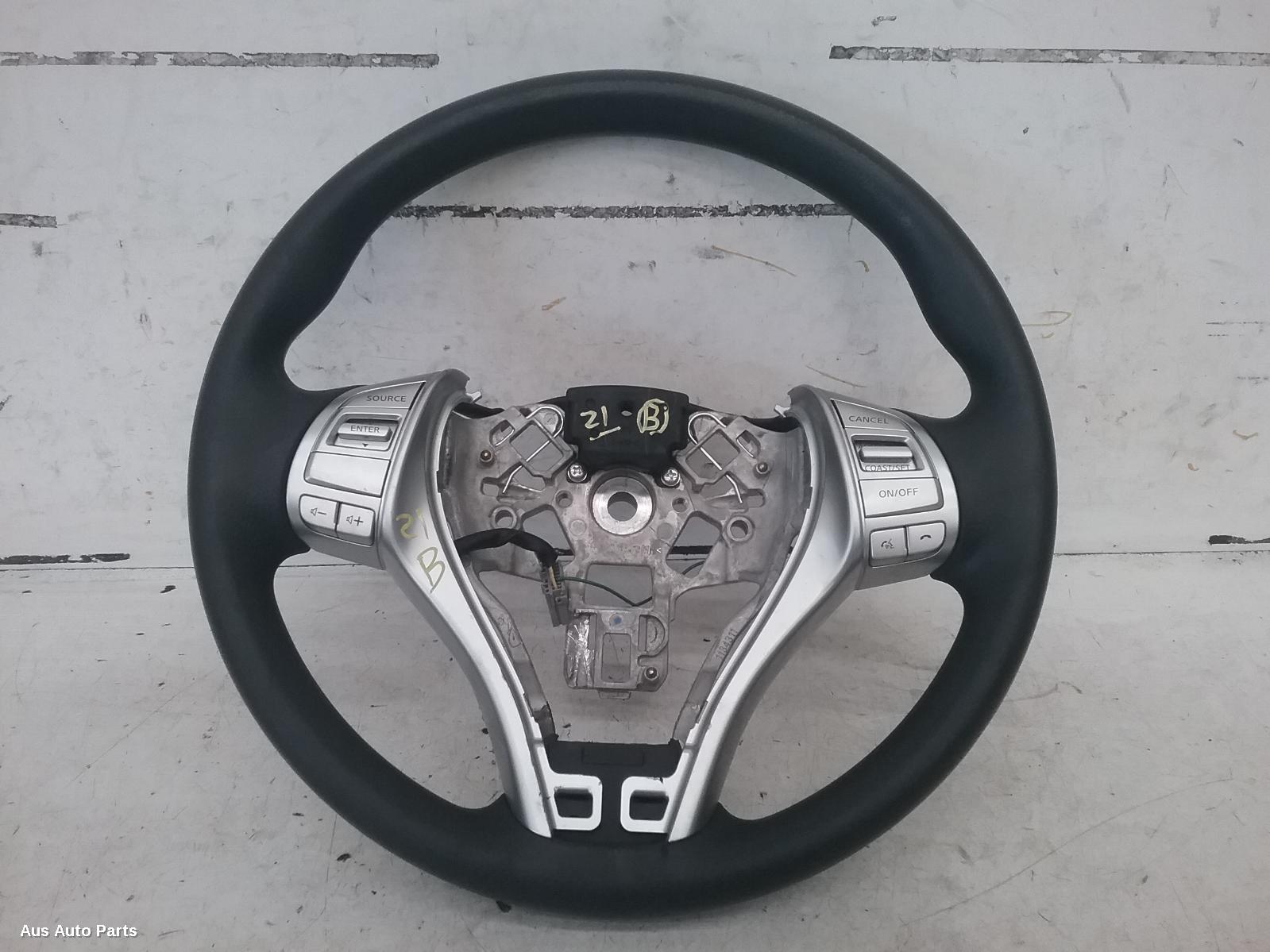 82569, Used steering wheel for 2017 navara vinyl, np300, 05/15