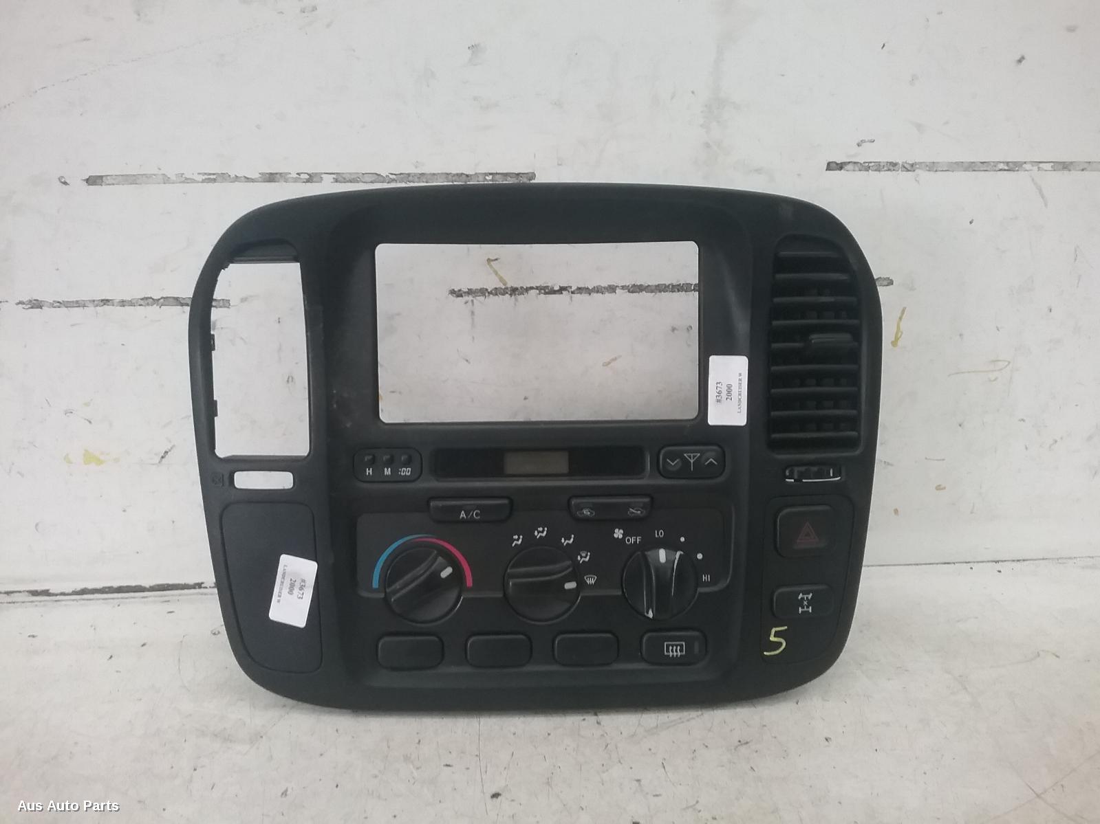 82899, Used heater/aircon controls for 2000 landcruiser 100 series