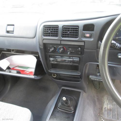 This is Actual photo of  fits 1997~ 2005 Toyota hilux