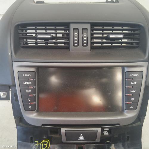 stereo/head unit