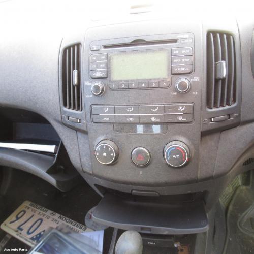 This is Actual photo of  fits 2007~ 2012 Hyundai i30