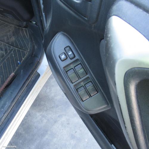 This is Actual photo of  fits 2000~ 2005 Toyota rav4