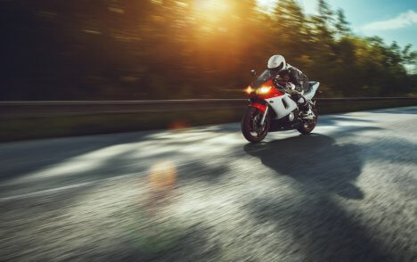 THE BENEFITS OF ADVANCED RIDER TRAINING