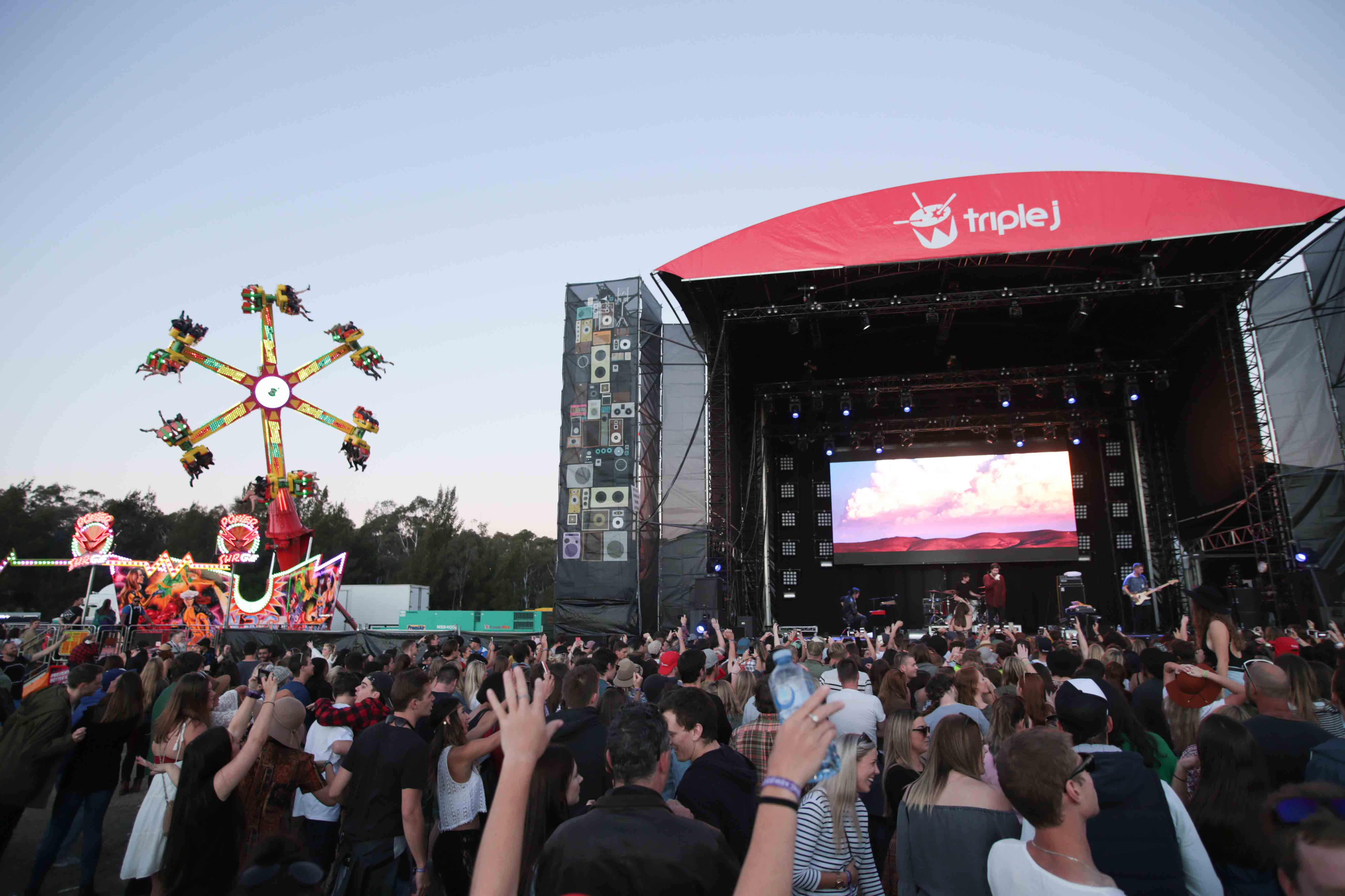 Groovin The Moo Canberra SAVETONIGHT