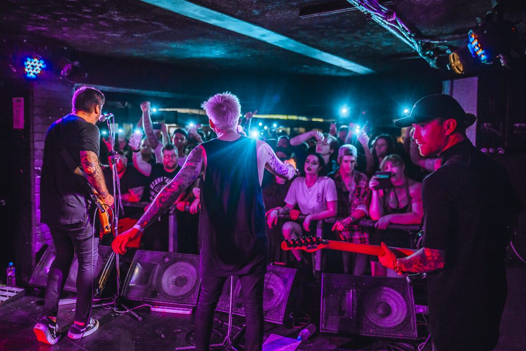 Mitch Lowe Photo - The Brave - Crowbar-8428