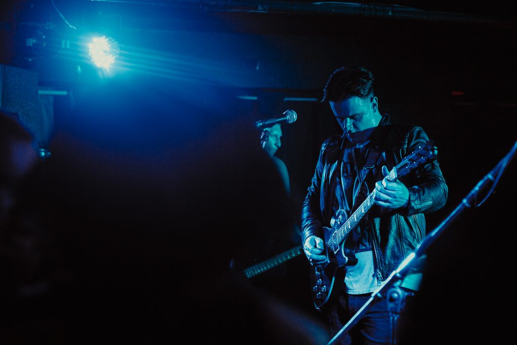 Mitch Lowe Photo - Nails - Crowbar-11