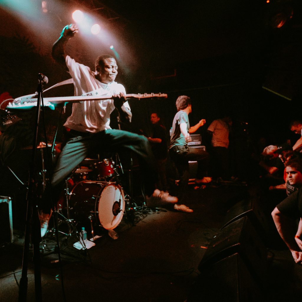 Mitch Lowe Photo - Turnover-Turnstile - Woolly Mammoth-18