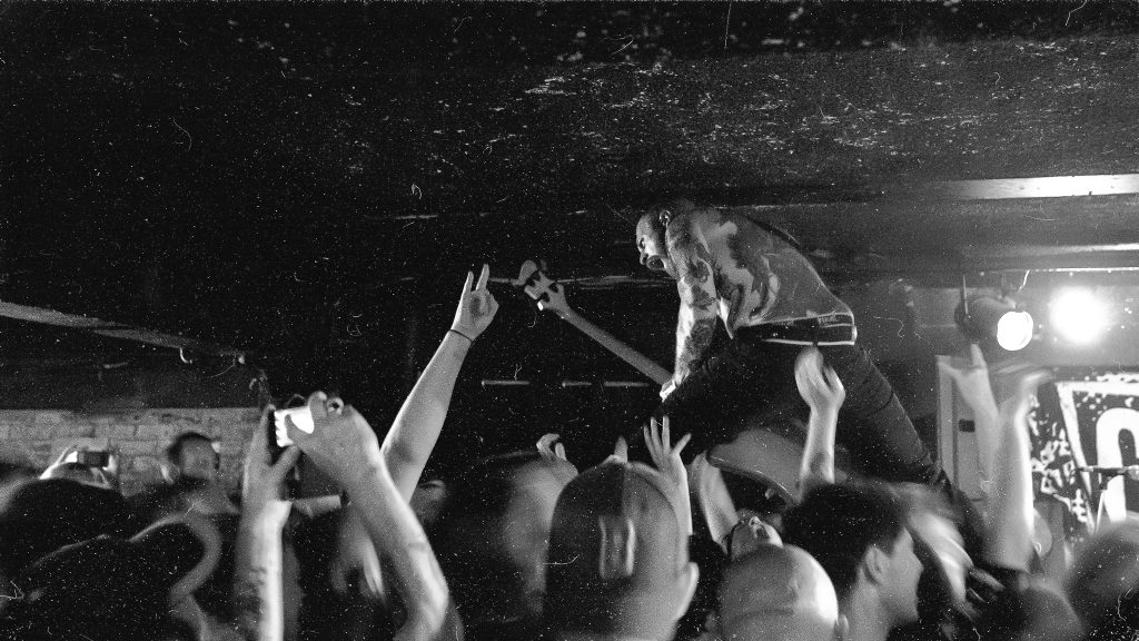 191010 Cancer Bats - Mitch Lowe Photo-28
