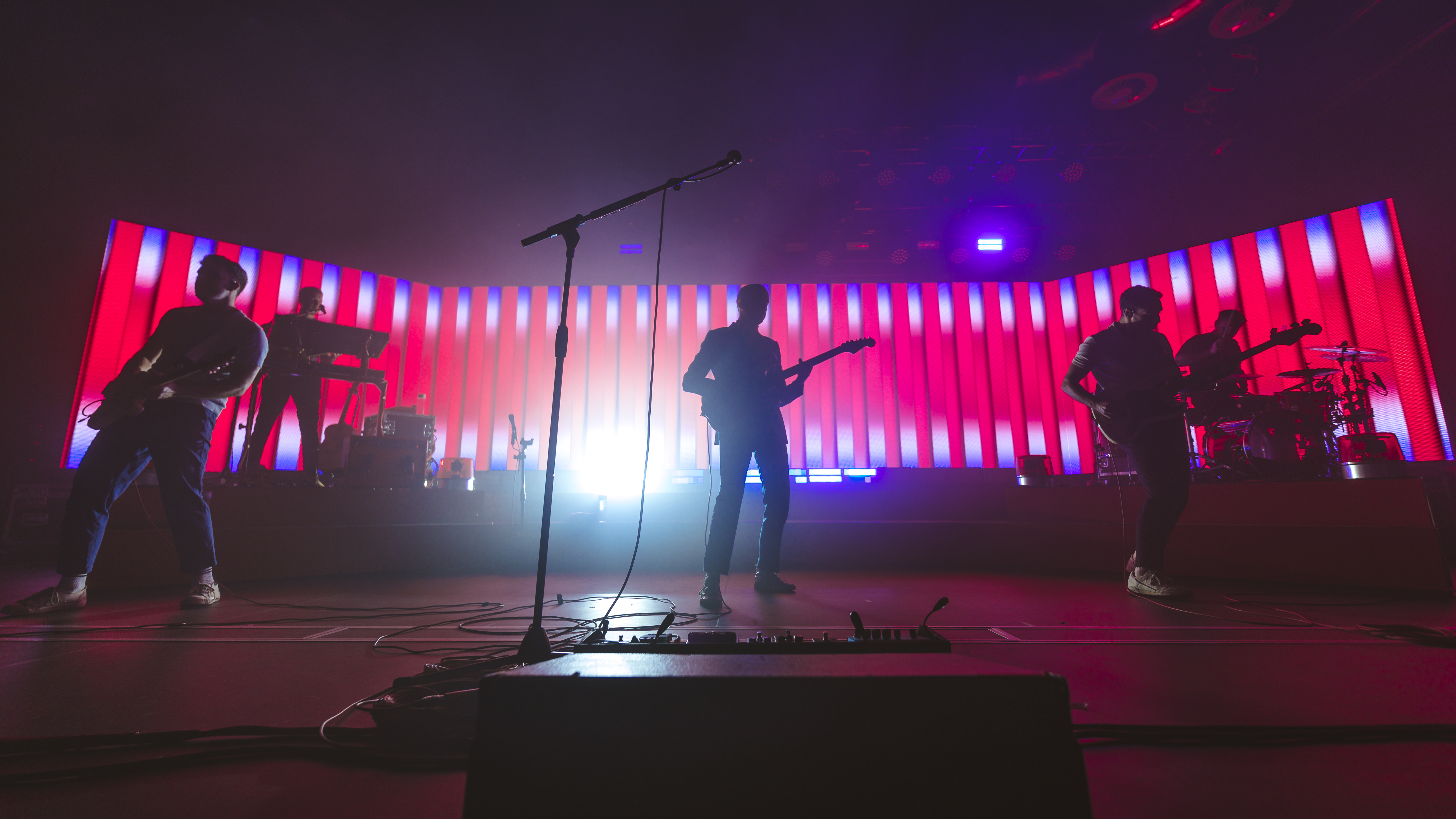 Two Door Cinema Club (24 of 40)