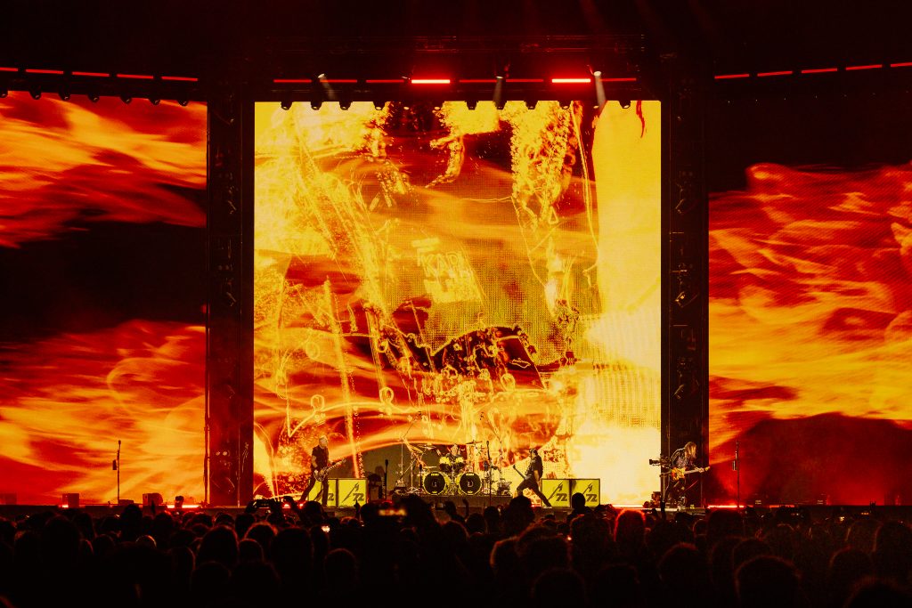 251109_MitchLowePhoto_Metallica-43