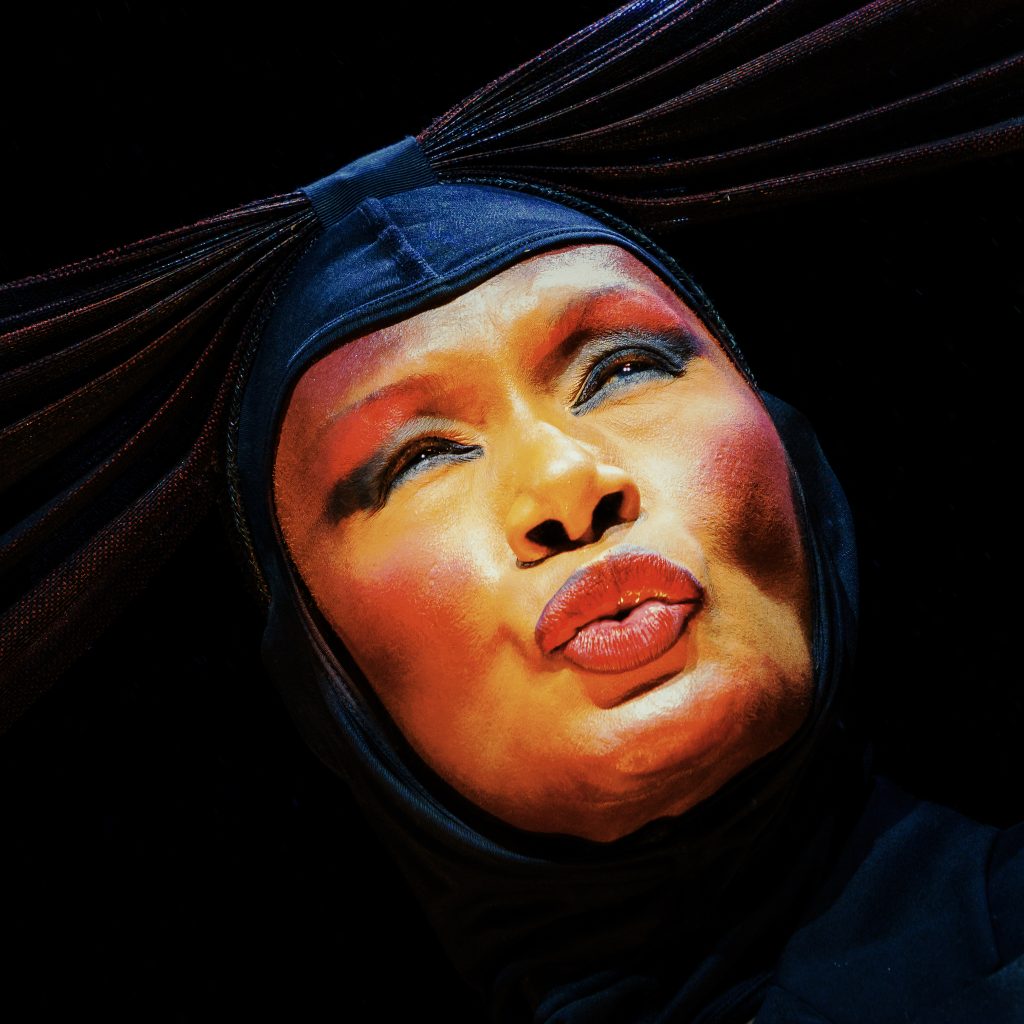 260302_MitchLowePhoto_GraceJones_PalaceForeshore-7