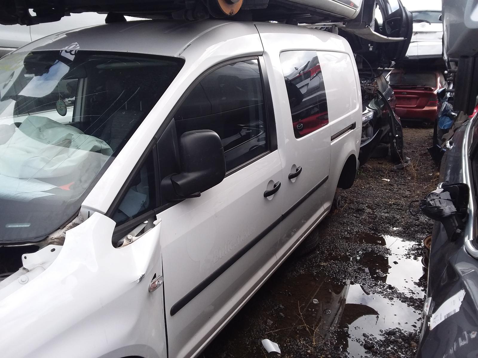 View Auto part Left Door Mirror Volkswagen Caddy 2013
