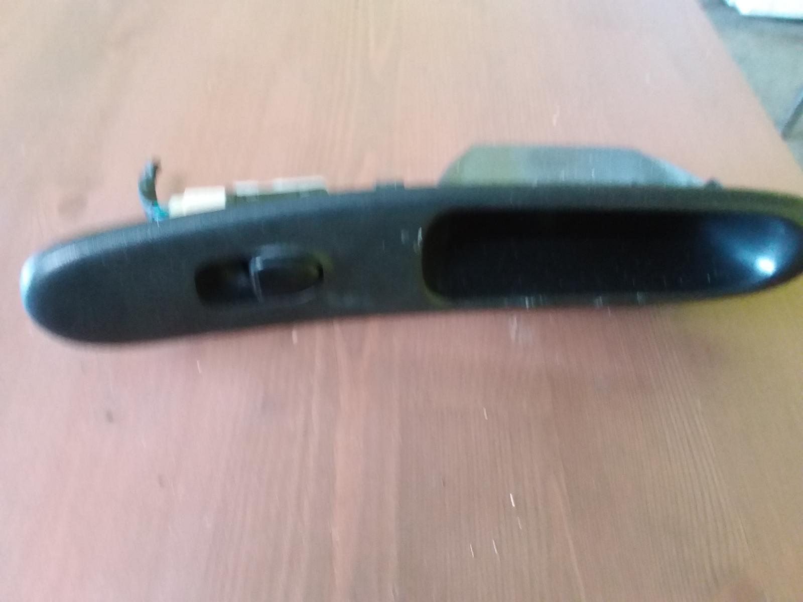 View Auto part Pwr Dr Wind Switch Daewoo Lanos 1999