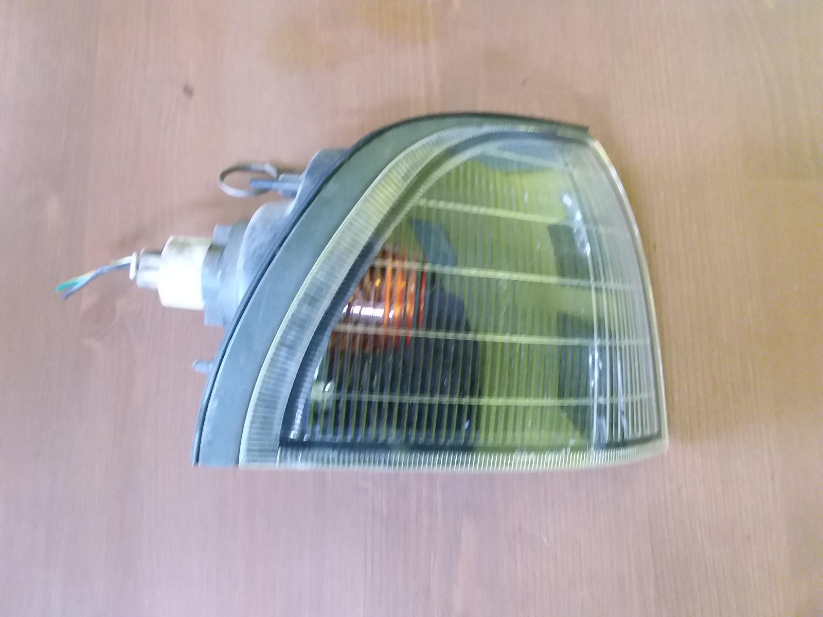 View Auto part Right Indicator/Fog/Side Mitsubishi Magna 1998