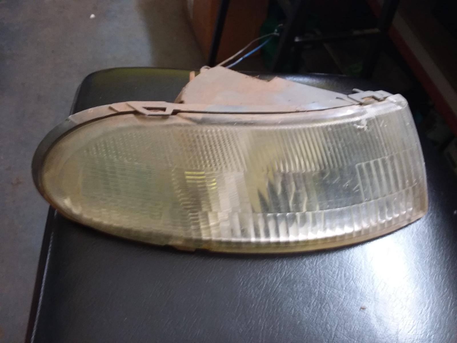 View Auto part Right Indicator/Fog/Side Holden Commodore 1995
