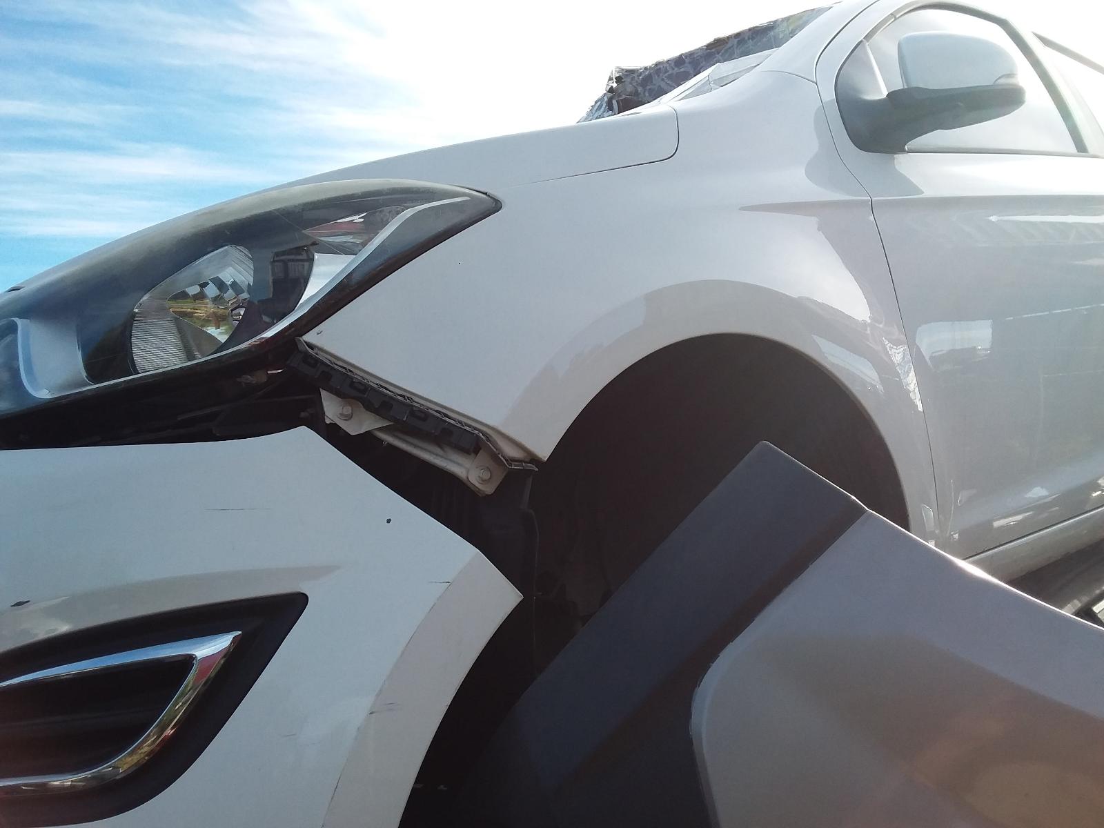 View Auto part Left Headlamp Hyundai I20 2014