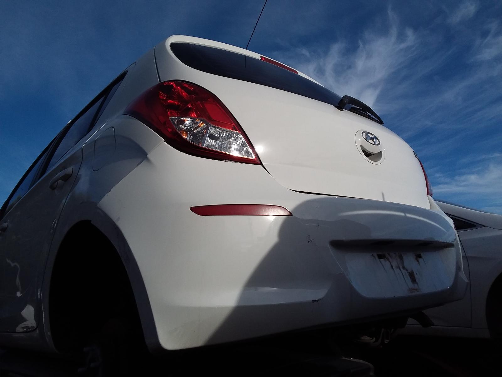 View Auto part Left Headlamp Hyundai I20 2014