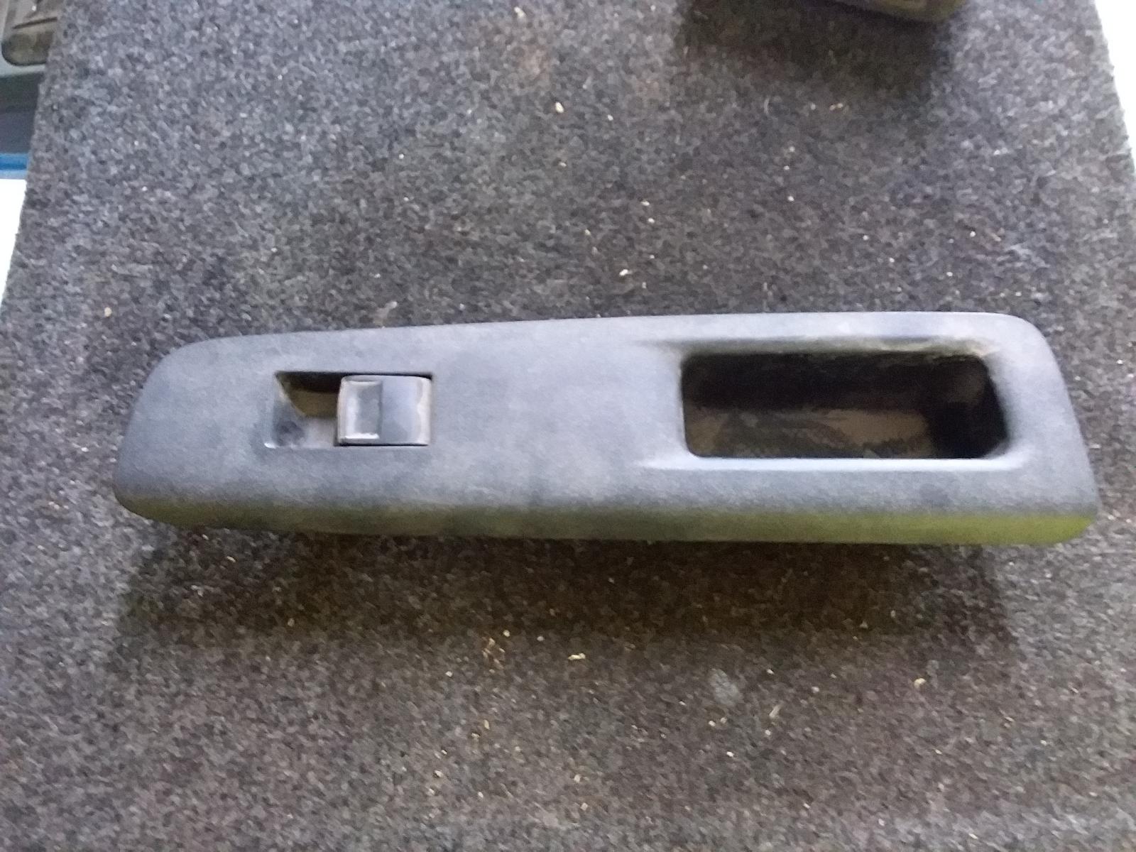 View Auto part Pwr Dr Wind Switch Toyota Yaris 2018