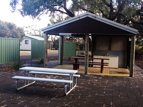 Parndana Hotel Caravan Park and Cabins