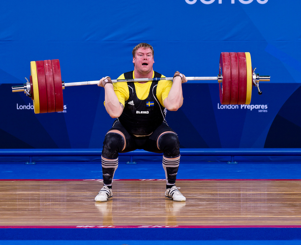 Lifting heavy weights greatly improves strength, but when is this appropriate for endurance cyclists?