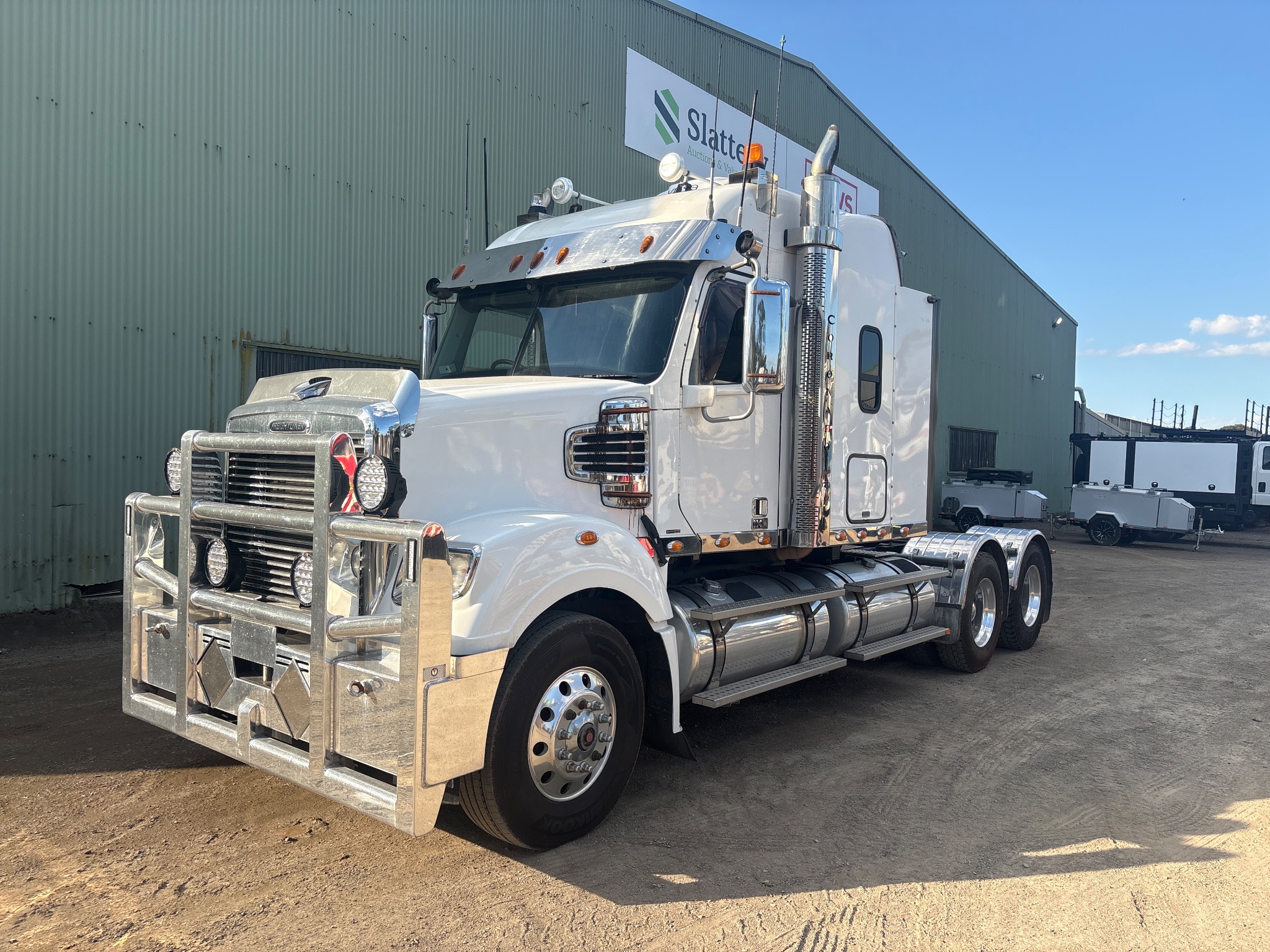 105 · 2018 Freightliner Coronado [6x4] Prime Mover