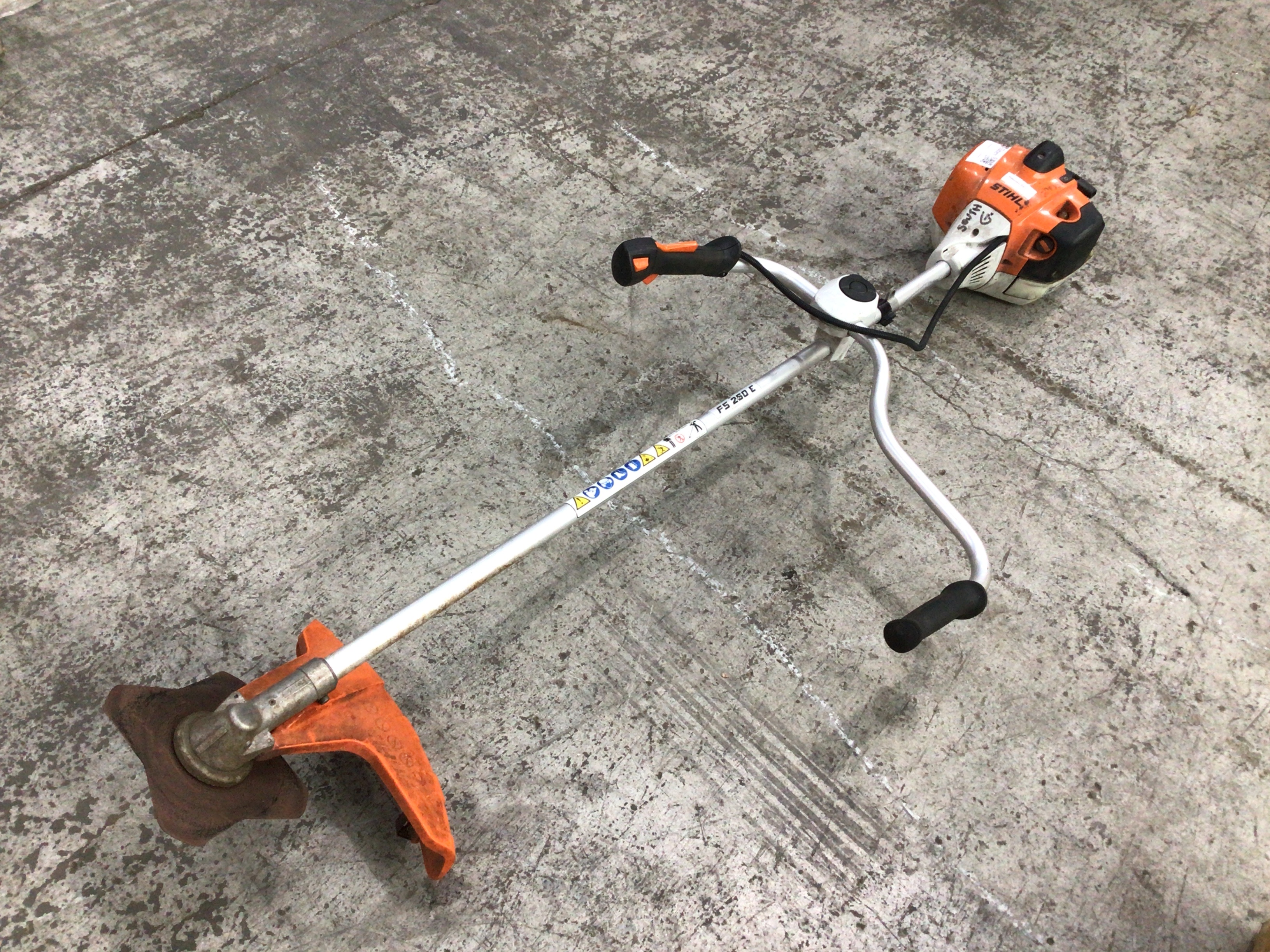 Stihl Brush Cutter FS250C (Council Asset)