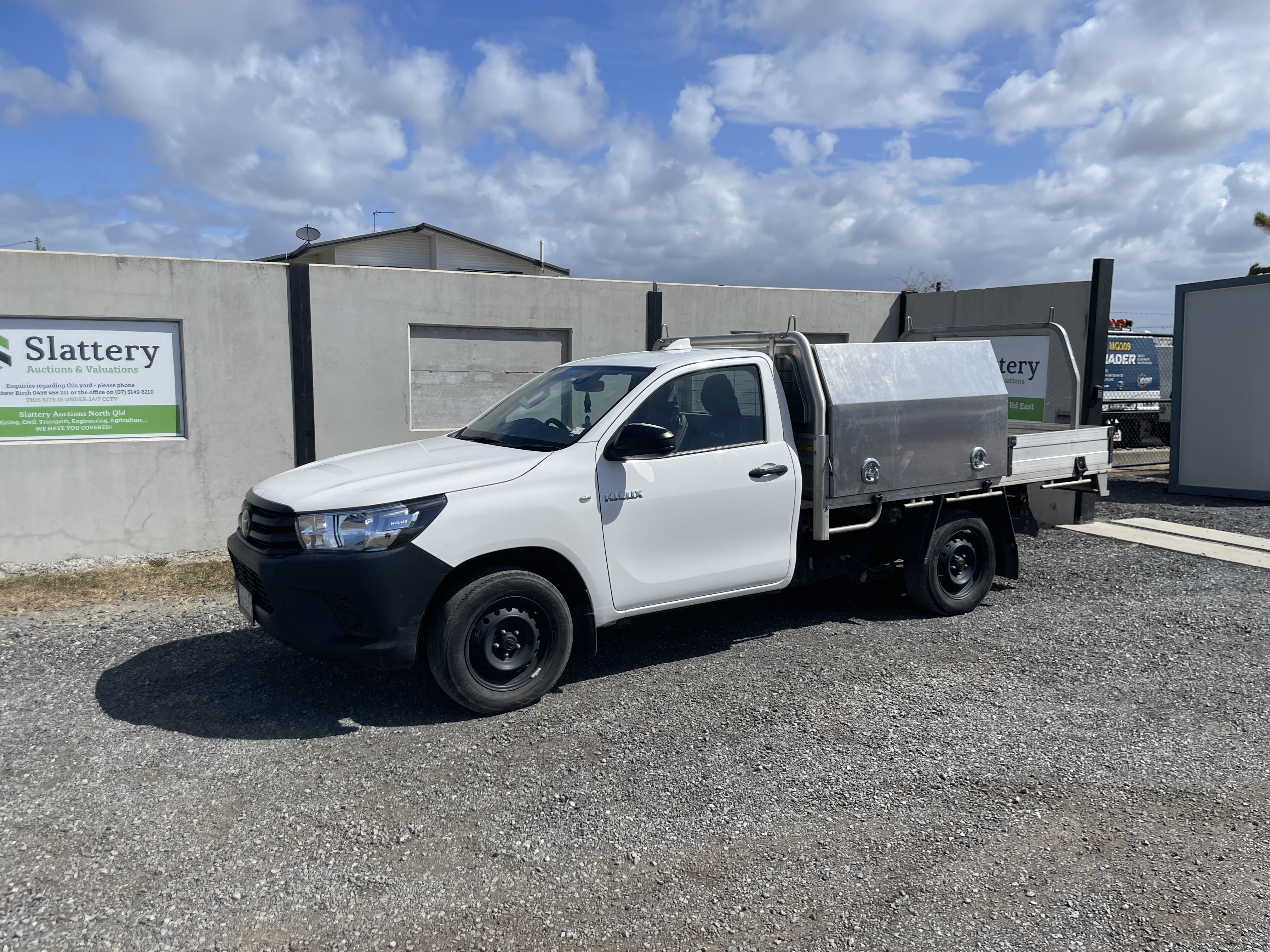 2024 Toyota Hilux Workmate Petrol