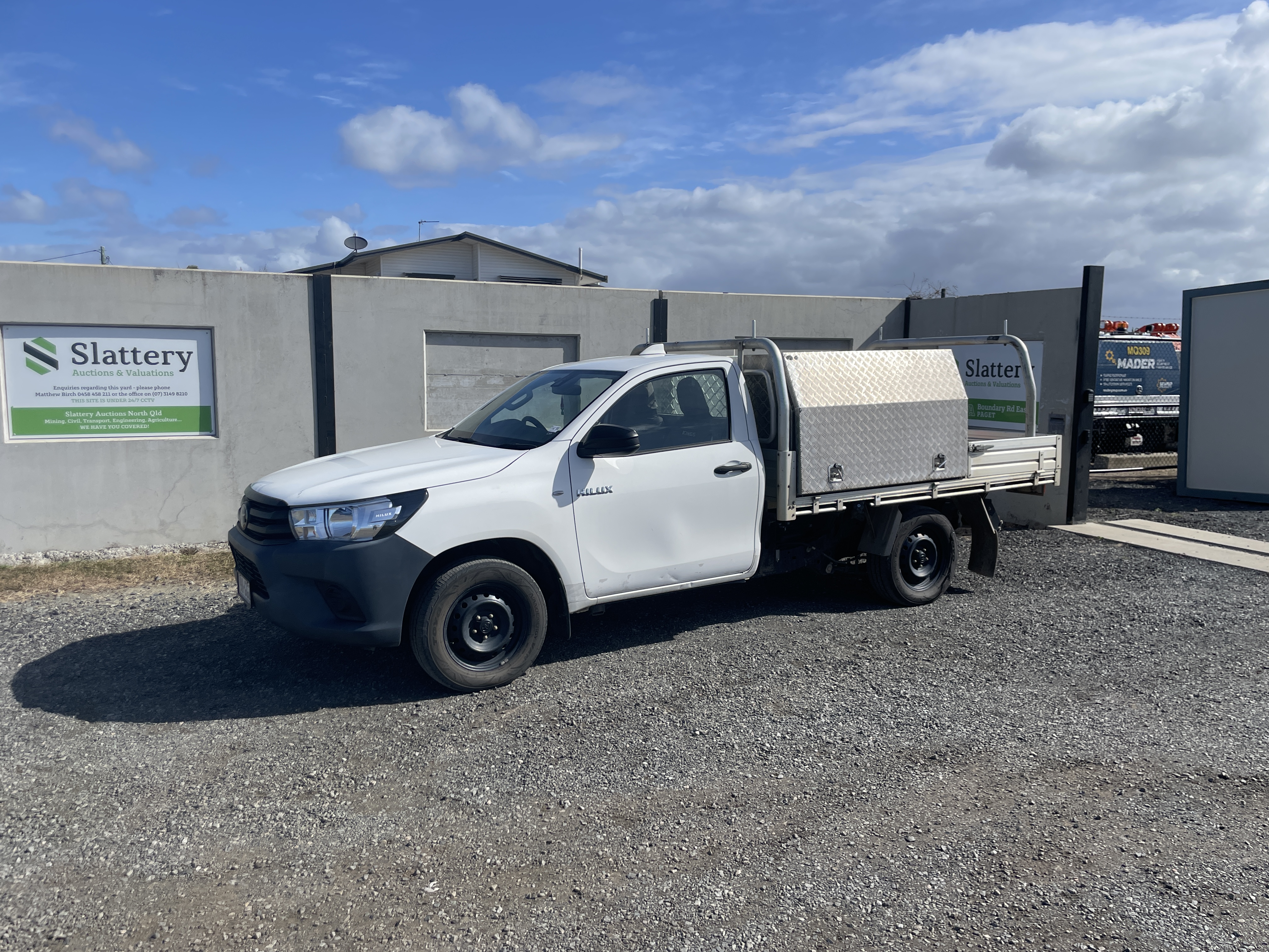 2022 Toyota Hilux Workmate Petrol