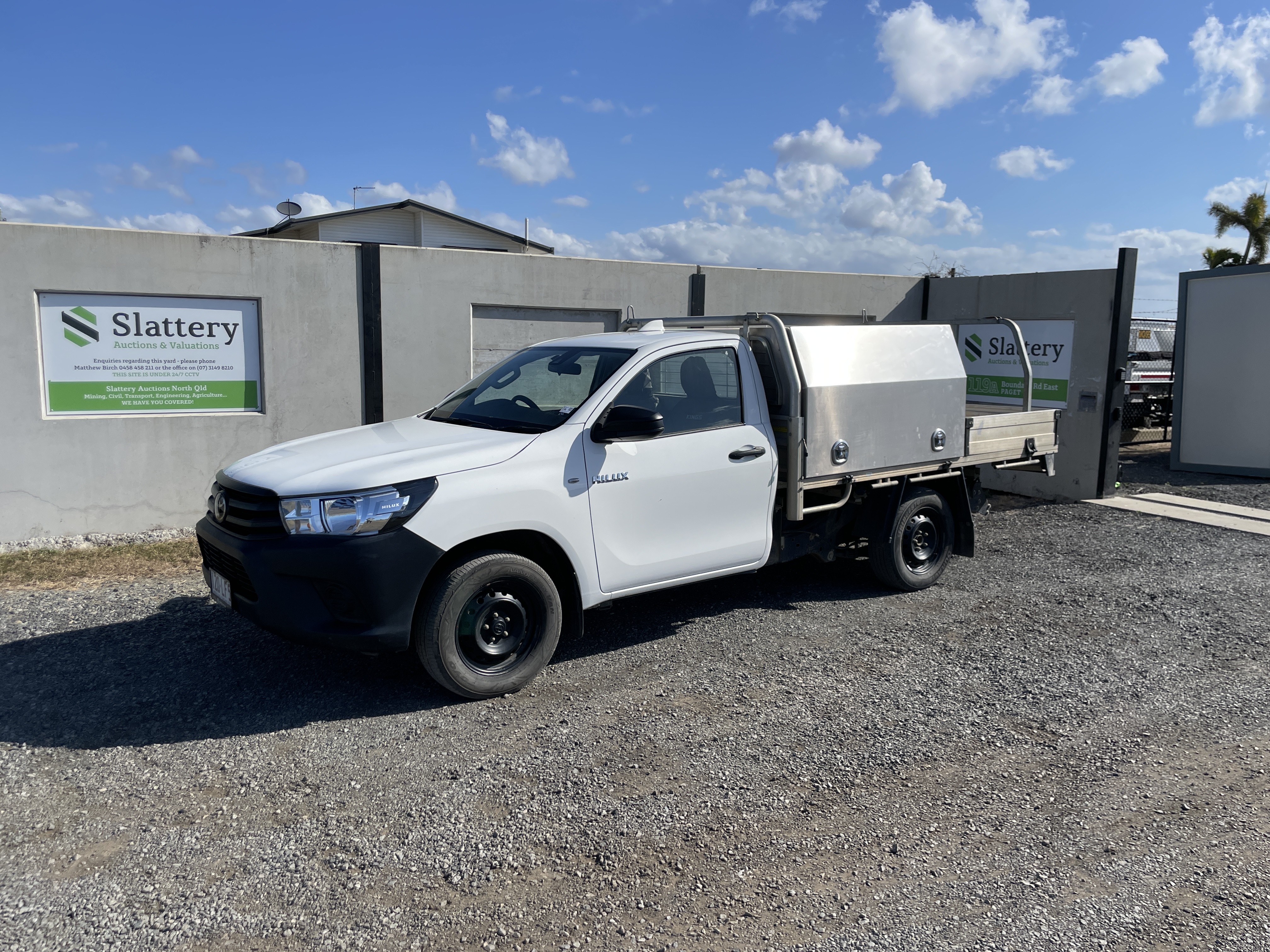 2024 Toyota Hilux Workmate Petrol
