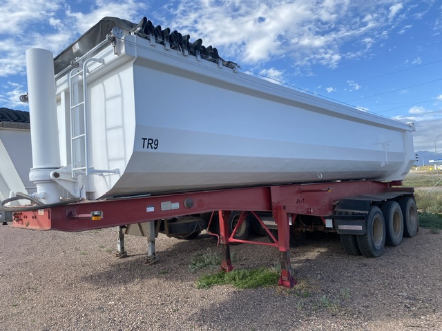 12 · 2008 Roadwest Transport RWT TRI 350 Tri-Axle Tipper
