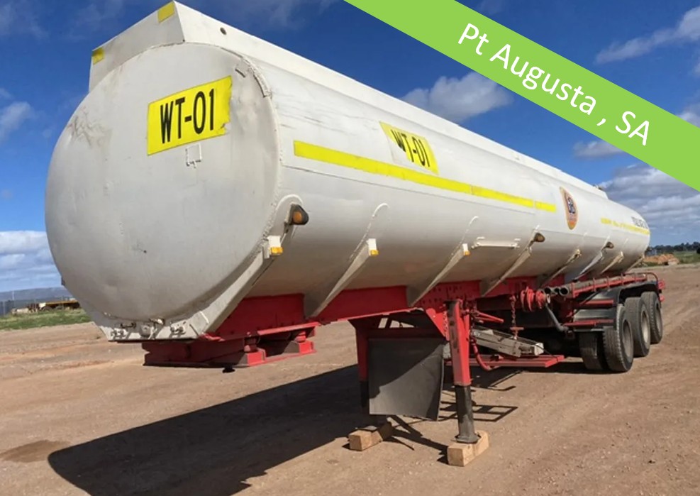 2013 Tri-Axle Water Tanker