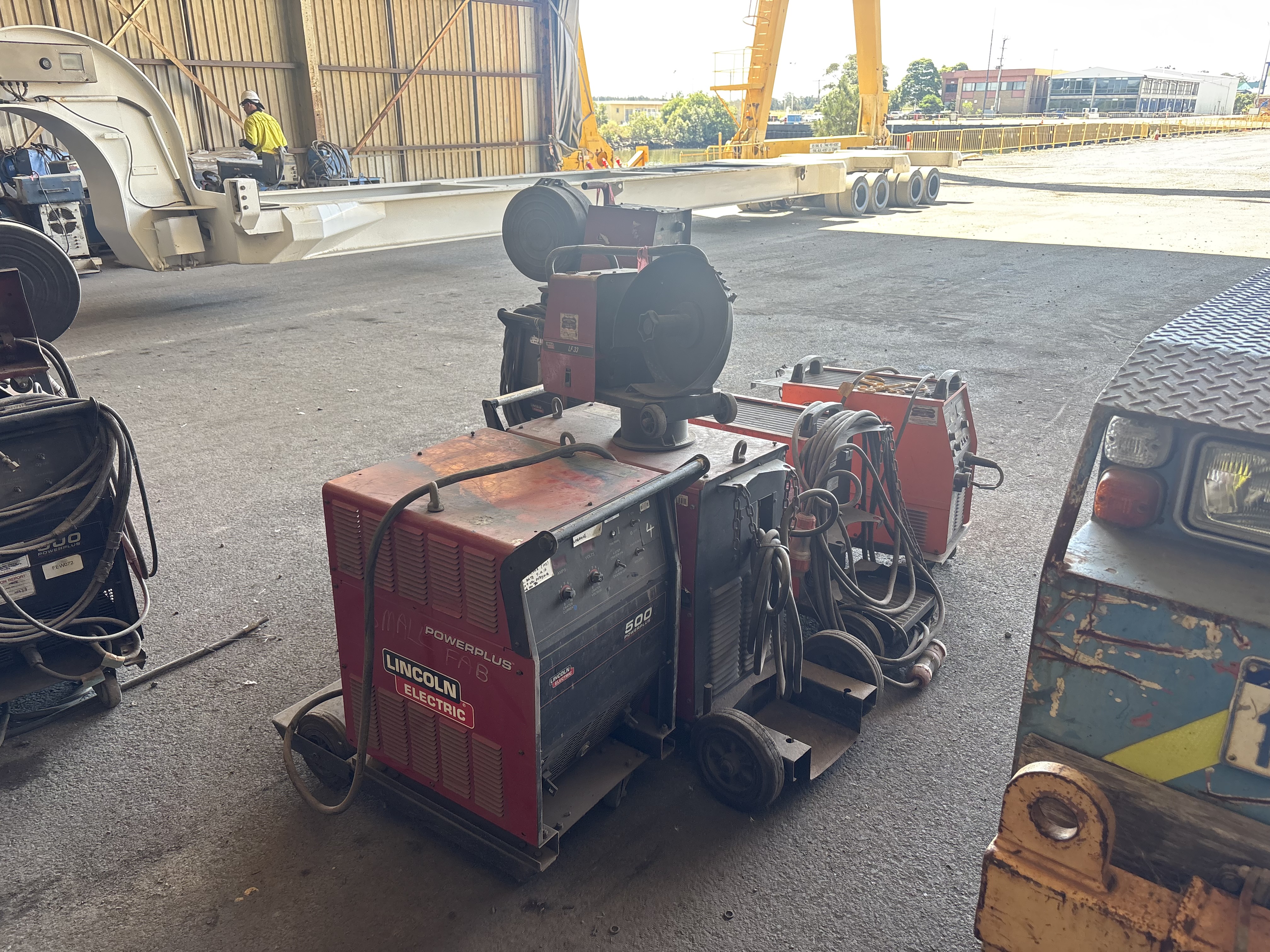 406 · 5x Welders *Off Site*