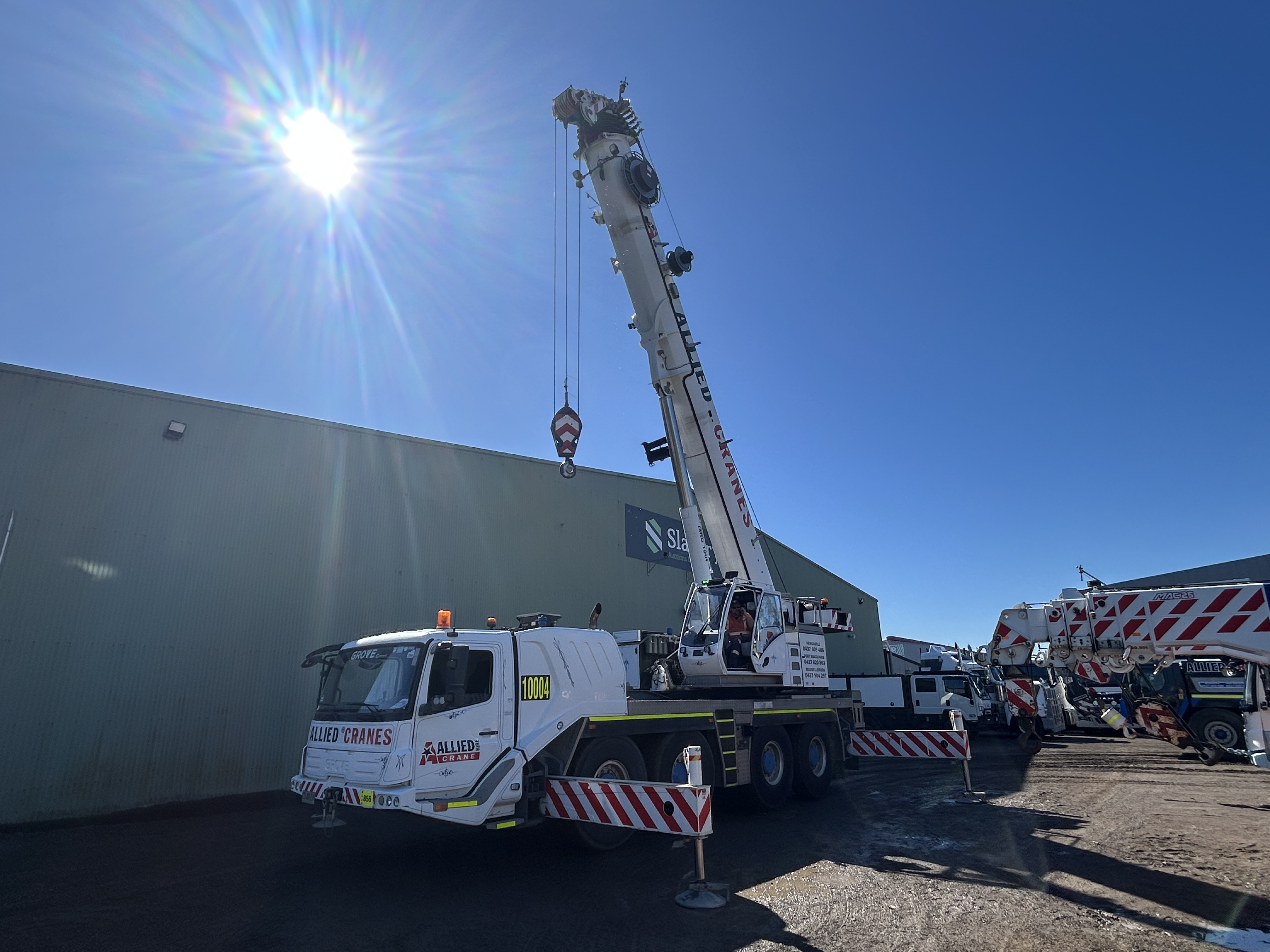 2014 Manitowoc Grove GMK4100 Mobile Crane