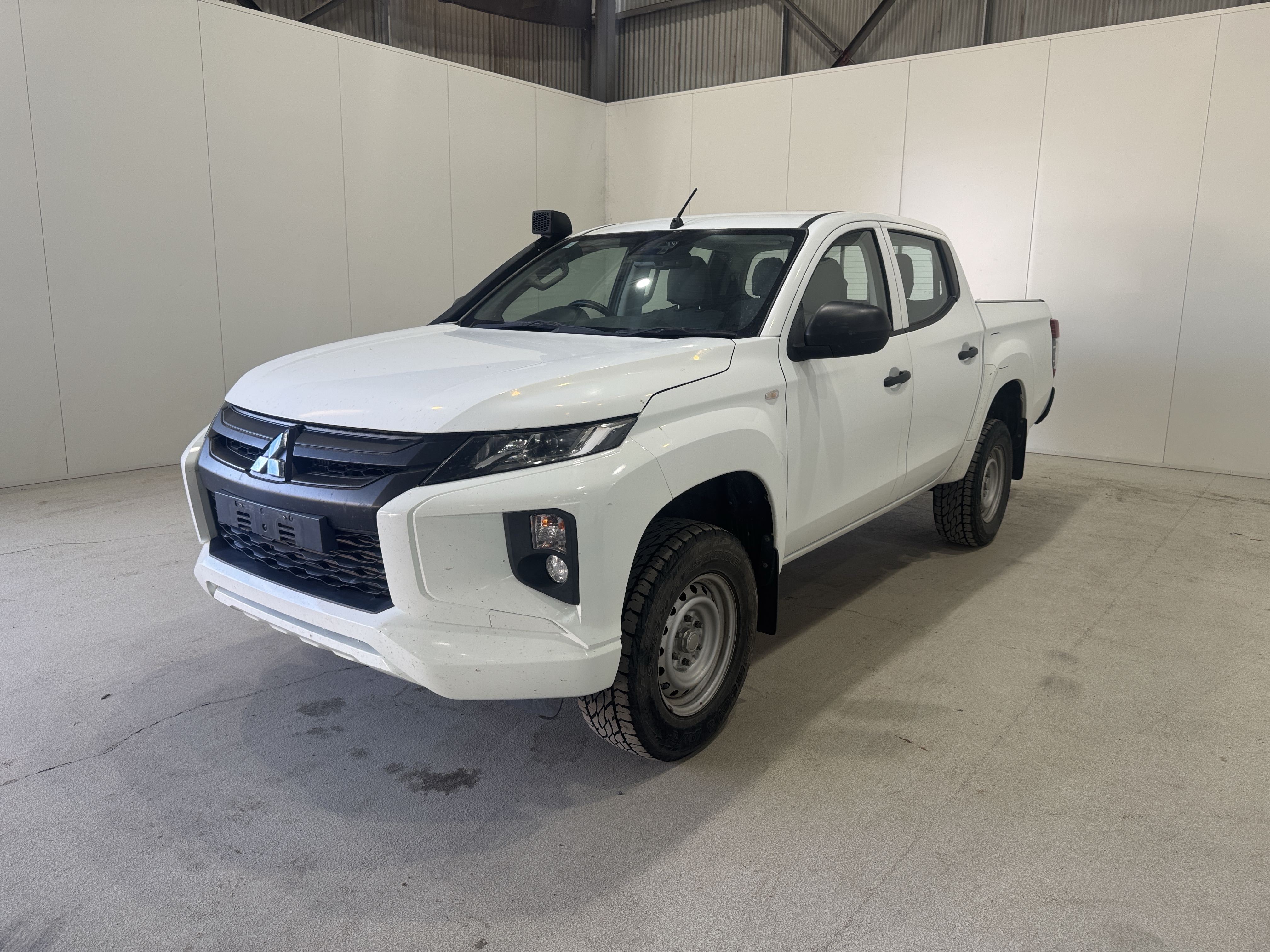 2020 Toyota Hilux SR Hi Rider Diesel (Ex-Council)