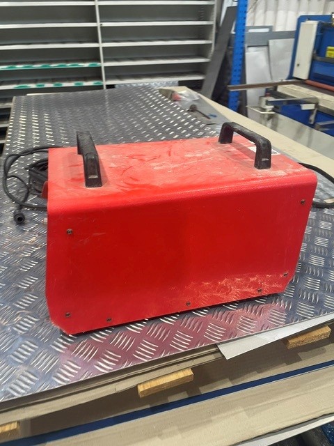 207 · BTH Tech LBH 910 Stud Welder *used*
