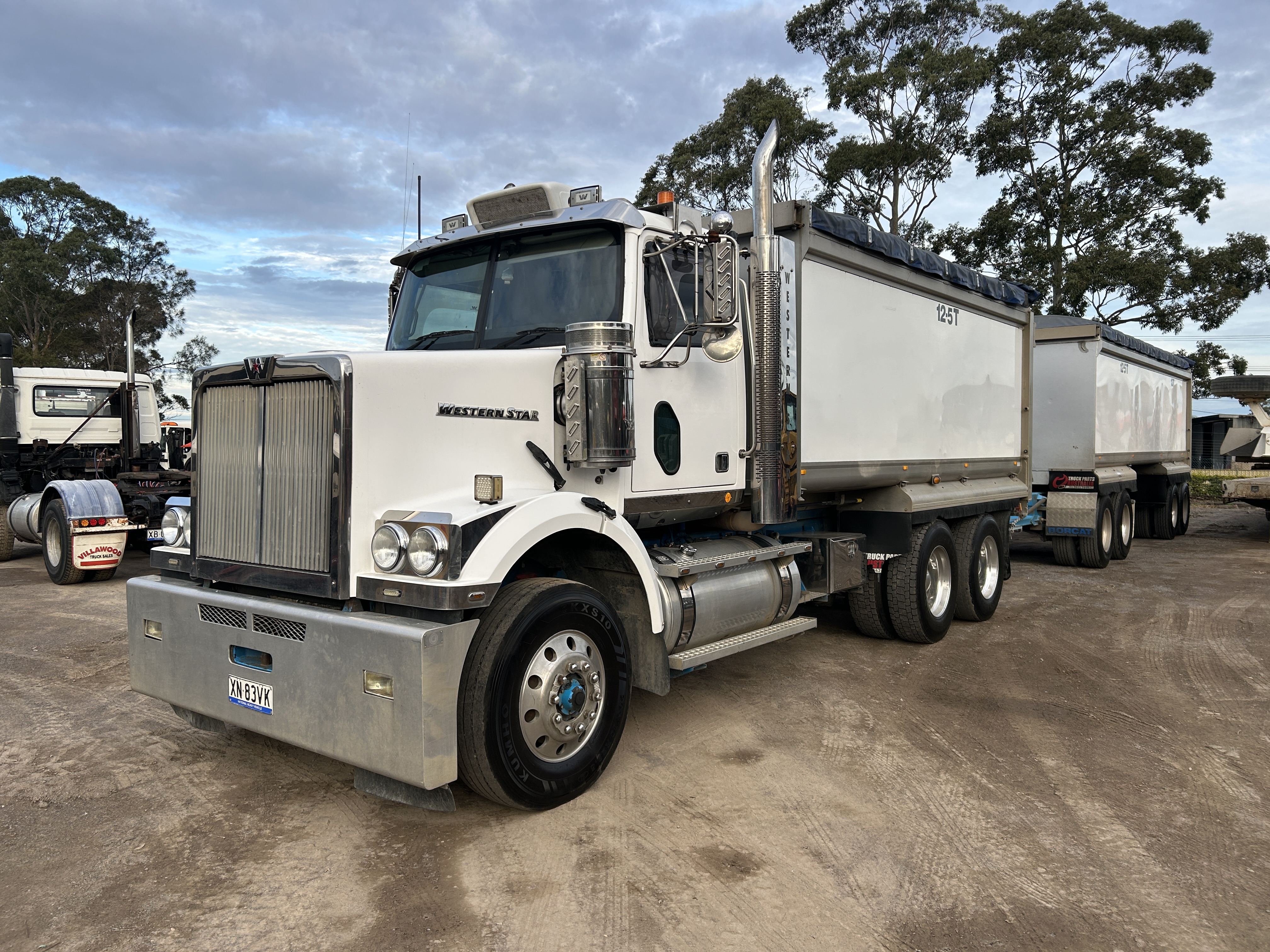 2014 Western Star 4800FS Constellation 6x4 Tipper And 2007 Borcat BC5004 Quad Axle Dog Trailer