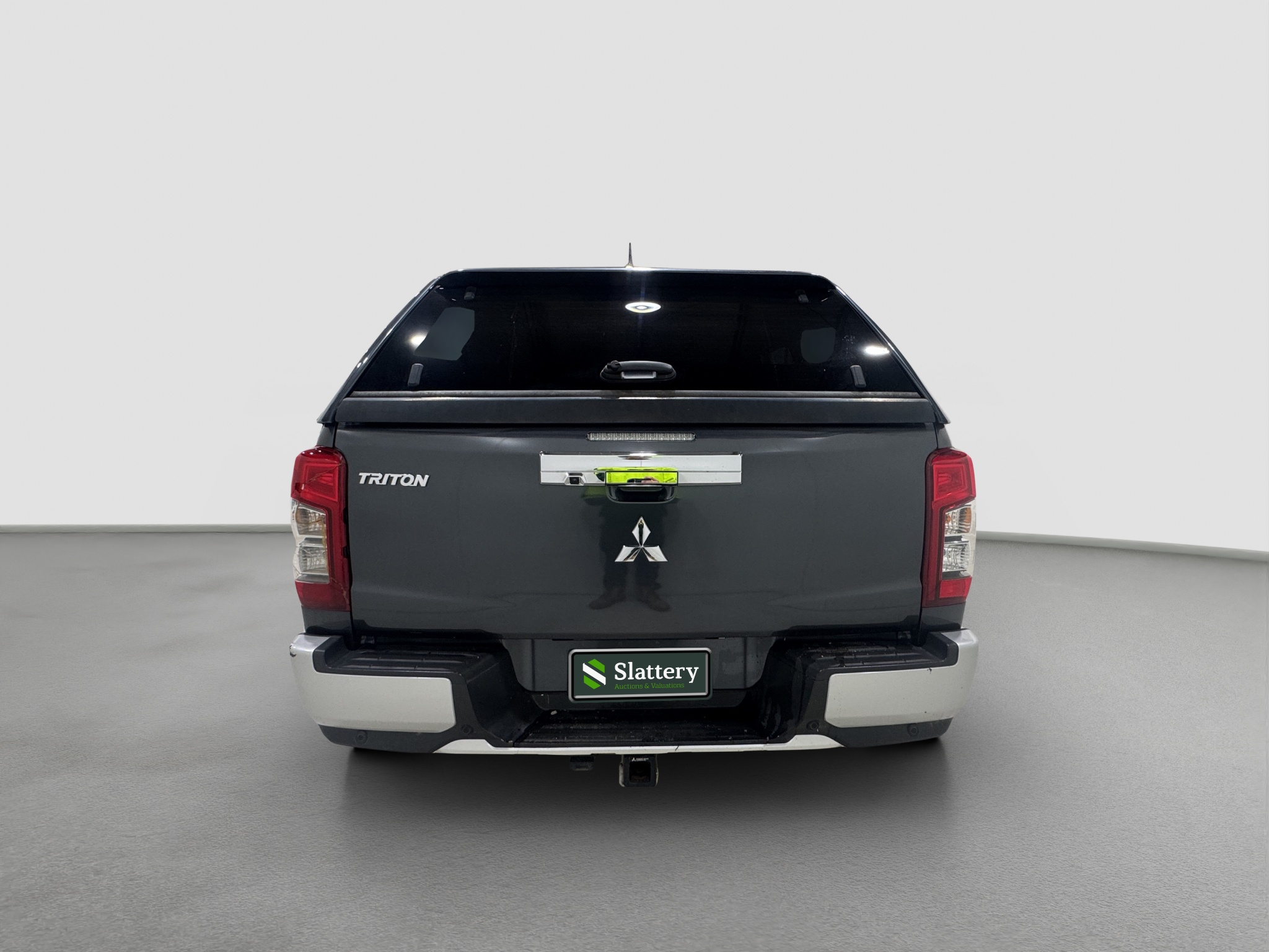 305 · 2023 Mitsubishi Triton GLS Diesel Dual Cab Ute