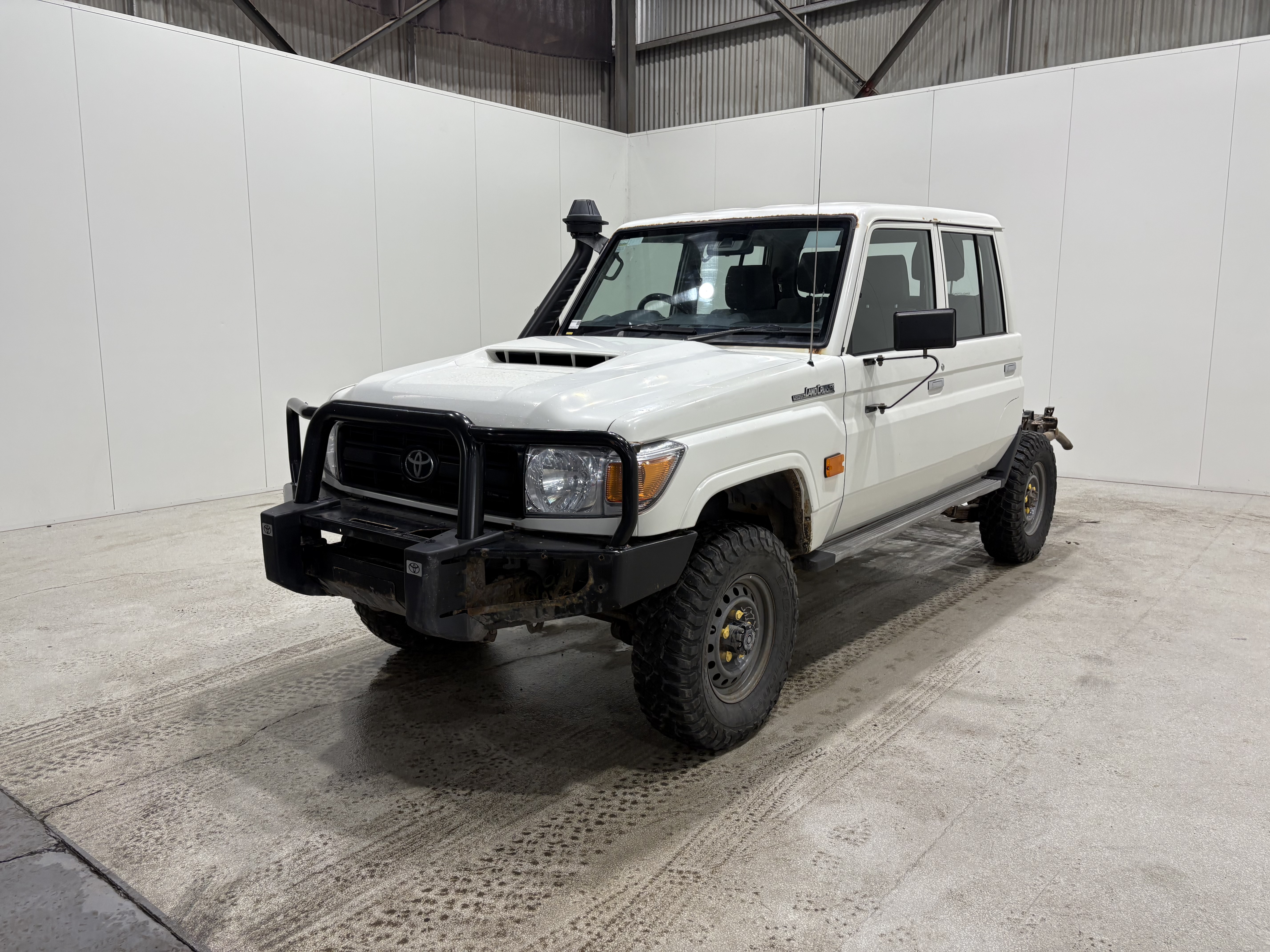 310 · 2022 Toyota Landcruiser Workmate Dual Cab (Ex-Mine)
