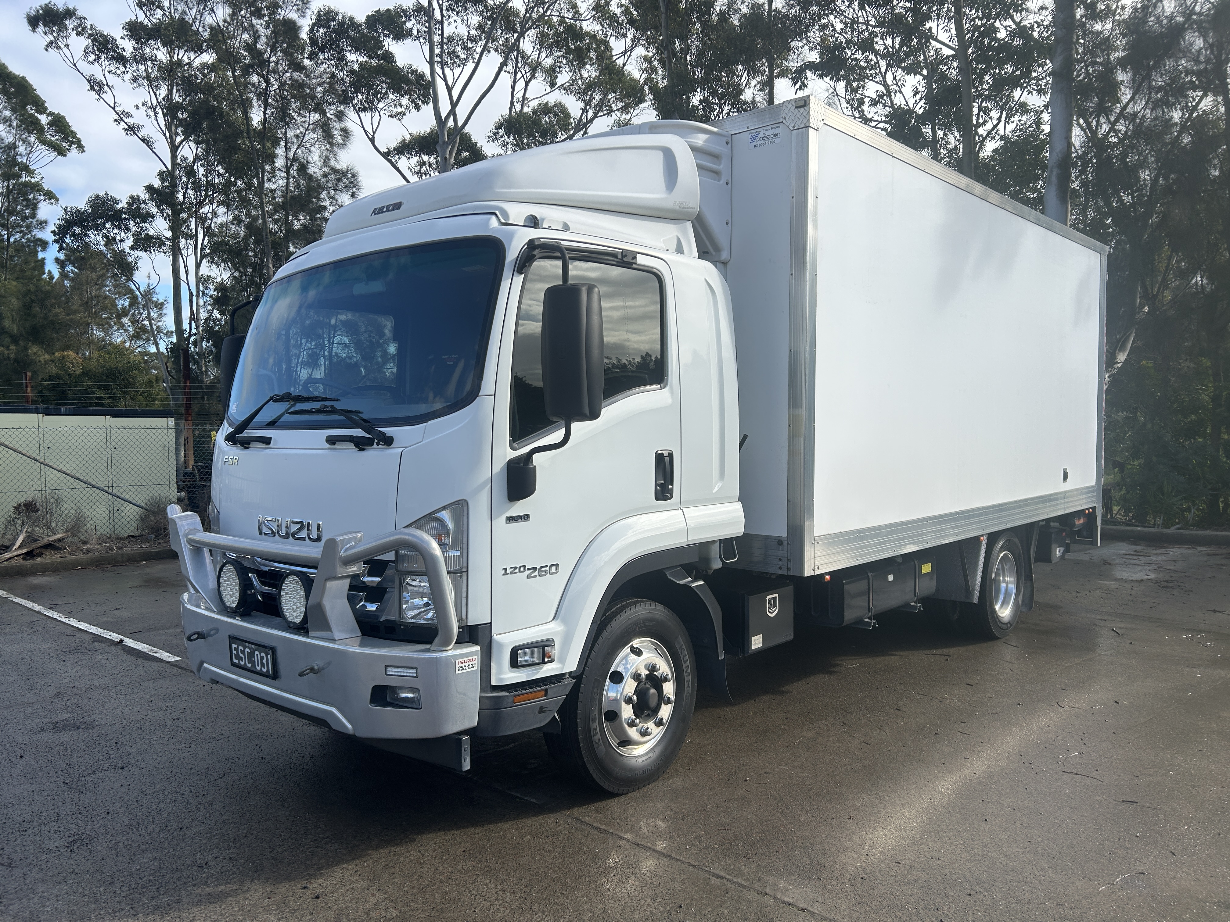 2020 Isuzu FSR12 FH 120/260 Auto 4x2 Fridge/Freezer Pantech