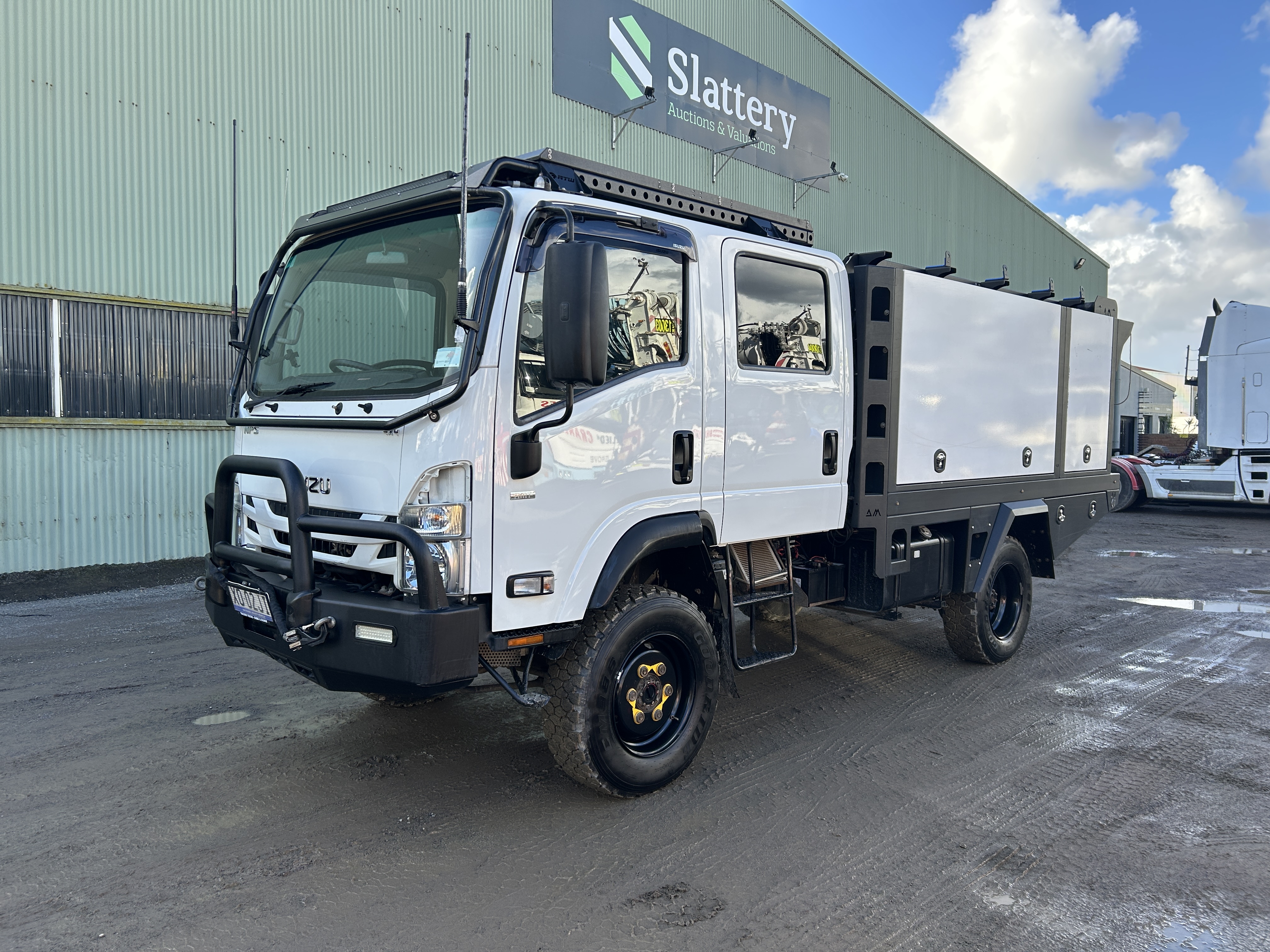 2022 Isuzu NPS 75/45-155 NH N Series AMT 4x4