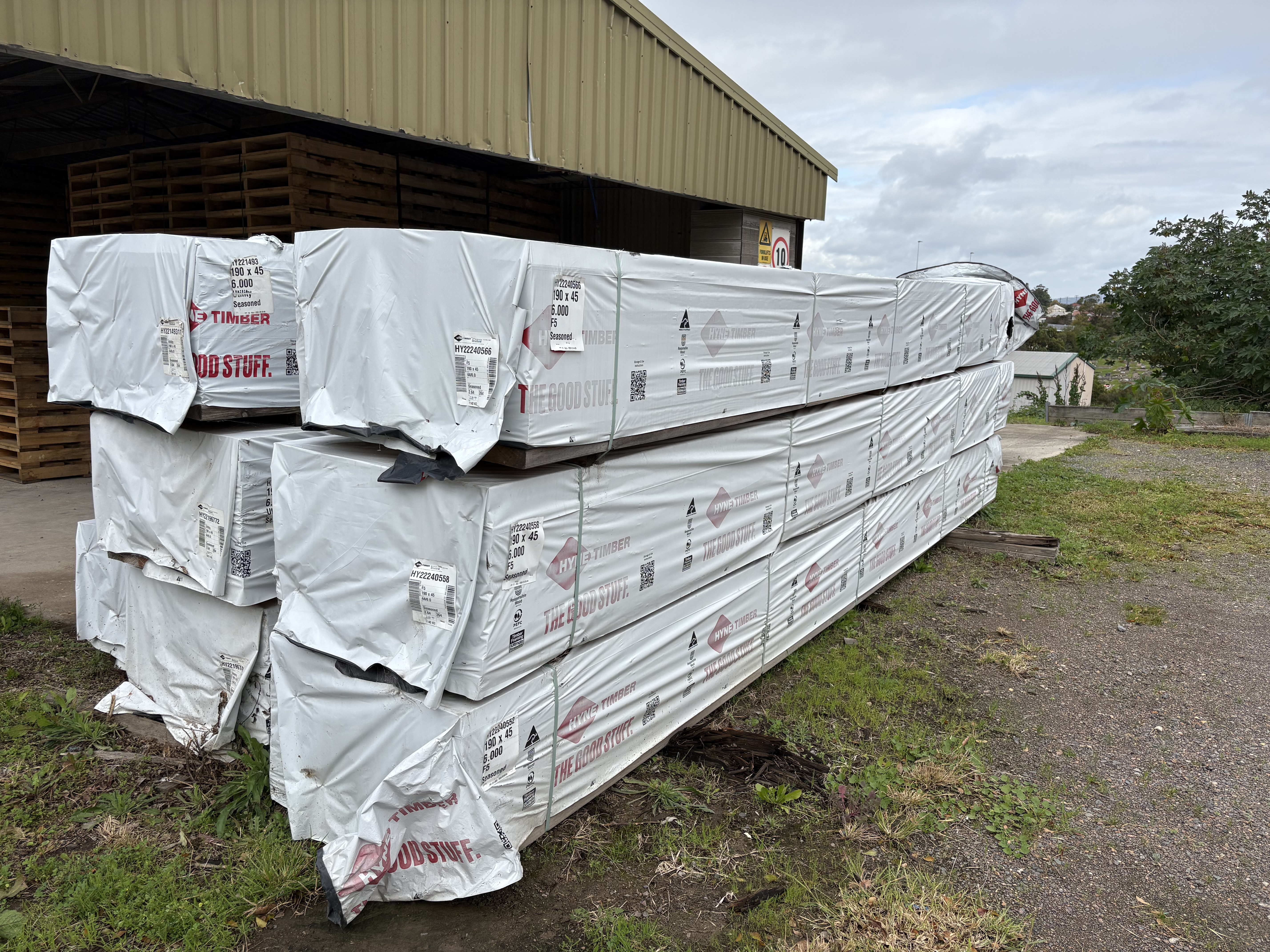 Assorted Structural Timber – 140 x 45mm, 190 x 45mm & 100 x 50mm