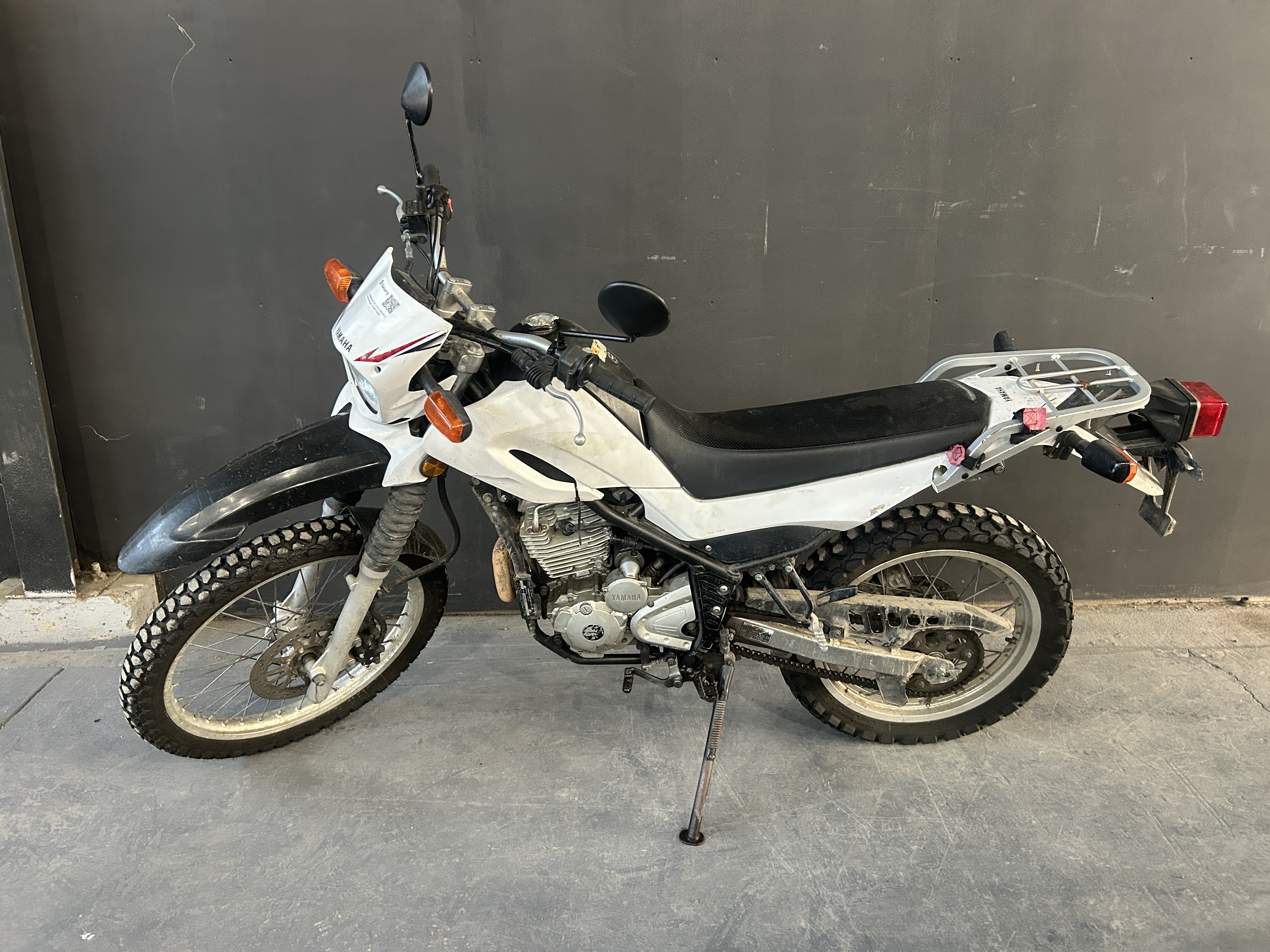 207 · 2009 Yamaha XT250 Petrol Motorcycle (Police lost and stolen)