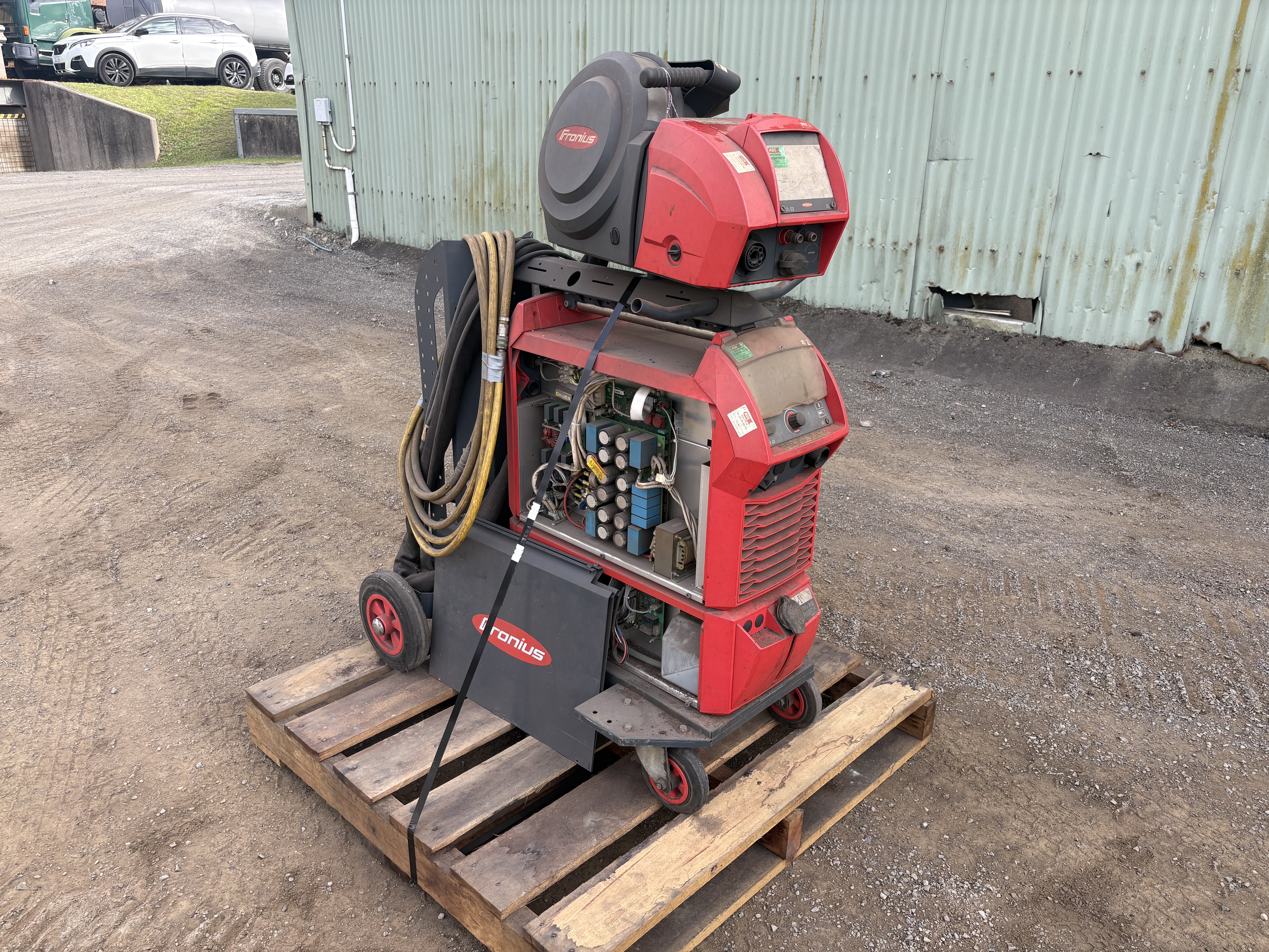 Fronius 400i MIG/MAGS Welder (does not work)